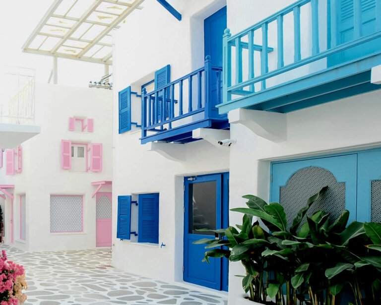 puertas y ventanas pintadas